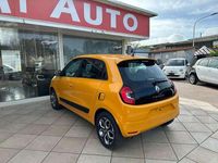 Usata Renault Twingo LIMITED 73 CV (53 kW) 2020 Giallo Utilitaria