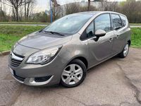 Usata Opel Meriva 120 CV (88 kW) 2016 Grigio minerale chiaro Monovolume