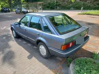 Usata Ford Escort 73 CV (53 kW) 1991 Grigio Berlina