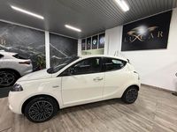 Usata Lancia Ypsilon Gold 69 CV (50 kW) 2023 Bianco Utilitaria
