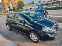 Usata Fiat Punto 77 CV (56 kW) 2016 Blu Berlina
