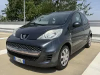 Usata Peugeot 107 Active 68 CV (50 kW) 2011 Utilitaria