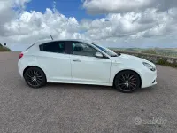 Usata Alfa Romeo Giulietta Quadrifoglio 2011 Bianco Utilitaria