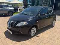 Usata Lancia Ypsilon Silver 95 CV (69 kW) 2014 Nero Utilitaria