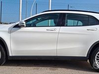 Usata Mercedes GLA180 Business 122 CV (89 kW) 2019 Bianco SUV