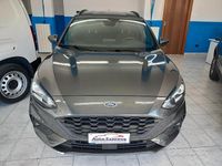 Usata Ford Focus ST 120 CV (88 kW) 2018 Grigio Station wagon
