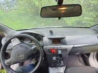 Usata Opel Astra GTC Sport 90 CV (66 kW) 2005 Berlina