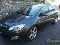 Usata Opel Astra 68 CV (50 kW) 2010 Grigio Berlina