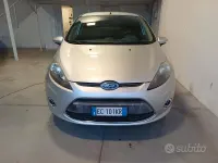 Second-hand Ford Fiesta Titanium 90 CP (66 kW) 2010 Gri Berlinǎ