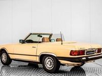 Usata Mercedes SL380 218 CV (160 kW) 1982 Beige Cabrio