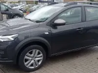 Begagnad Dacia Sandero Essentiel 101 HK (74 kW) 2023 Sedan