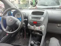Usata Toyota Aygo 68 CV (50 kW) 2009 Blu Utilitaria