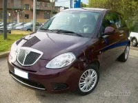 Usata Lancia Ypsilon 60 CV (44 kW) 2008 Rosso Utilitaria