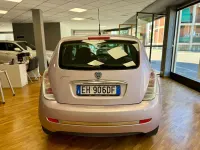 Usata Lancia Ypsilon Platinum 69 CV (50 kW) 2011 Lilla Utilitaria