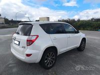 Usata Toyota RAV4 150 CV (110 kW) 2013 Bianco SUV