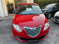 Usata Lancia Ypsilon Gold 69 CV (50 kW) 2012 Rosso Utilitaria