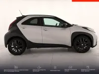 Usata Toyota Aygo X Edition 72 CV (52 kW) 2025 Argento SUV