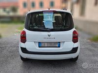 Usata Renault Modus Dynamique 75 CV (55 kW) 2010 Bianco Monovolume