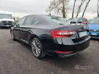 Usata Skoda Superb LAURIN & KLEMENT 190 CV (139 kW) 2018 Nero Berlina