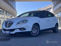 Begagnad Lancia Delta 120 HK (88 kW) 2010 Vit Halvkombi