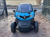 Usata Renault Twizy Life 7 kW (10 CV) 2019 Blu Utilitaria