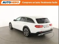 Usata Mercedes E220 All-Terrain Premium 194 CV (142 kW) 2018 Bianco Station wagon