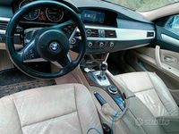 Usata BMW 530 235 CV (172 kW) 2007 Grigio Berlina