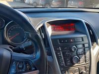 Usata Opel Astra 110 CV (80 kW) 2012 Nero Berlina