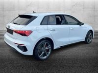 Usata Audi A3 e-tron S-Line 245 CV (180 kW) 2022 Bianco metallizzato Utilitaria