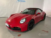 Usata Porsche 911 Carrera Cabriolet Sport 394 CV (289 kW) 2024 Rosso Cabrio