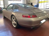 Usata Porsche 911 Carrera 4 300 CV (220 kW) 2001 Grigio Coupé