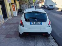 Usata Lancia Ypsilon 95 CV (69 kW) 2013 Bianco Utilitaria