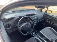 Usata Toyota Yaris Hybrid Edition 73 CV (53 kW) 2019 Bianco Berlina