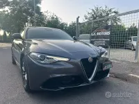 Usata Alfa Romeo Giulia Executive 160 CV (117 kW) 2019 Grigio Berlina