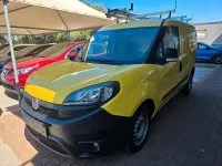 Usata Fiat Doblò 95 CV (69 kW) 2019 Giallo Monovolume