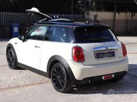 Usata Mini Cooper D 116 CV (85 kW) 2016 Beige Utilitaria