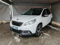 Usata Peugeot 2008 Allure 120 CV (88 kW) 2016 Bianco SUV