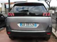 Usata Peugeot 5008 Allure 131 CV (96 kW) 2022 Bianco SUV