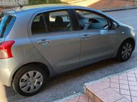 Usata Toyota Yaris Sol 87 CV (63 kW) 2006 Grigio Berlina