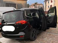Usata Opel Zafira 130 CV (95 kW) 2013 Nero Monovolume