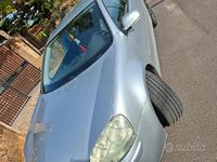 Begagnad VW Golf V 2005 Grå Halvkombi