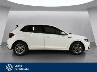 Usata VW Polo R-line 95 CV (69 kW) 2023 Bianco / pastello Utilitaria