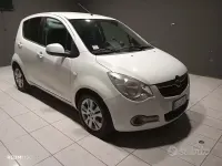 Usata Opel Agila 65 CV (47 kW) 2011 Bianco Utilitaria