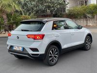 Usata VW T-Roc 116 CV (85 kW) 2017 Bianco SUV