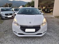 Usata Peugeot 208 Active 68 CV (50 kW) 2013 Bianco Utilitaria