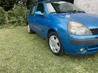 Usata Renault Clio 75 CV (55 kW) 2002 Bluazzurro Berlina