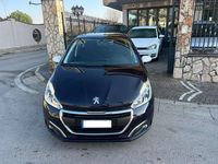 Usata Peugeot 208 Allure 82 CV (60 kW) 2016 Nero Utilitaria
