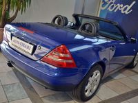 Usata Mercedes SLK200 136 CV (100 kW) 1999 Blu/azzurro Cabrio