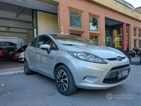 Second-hand Ford Fiesta 60 CP (44 kW) 2010 Argintiu Hatchback