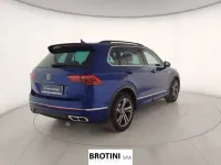 Usata VW Tiguan R-line 150 CV (110 kW) 2023 Blu/azzurro SUV